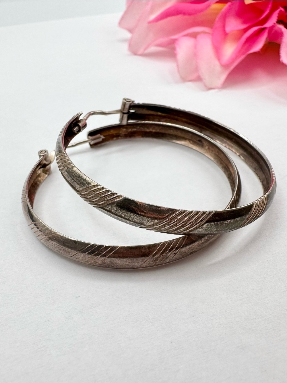 Italy Striped Etched Silver Hoop Earrings Patina 2” 8.00 Grams Acid Tested